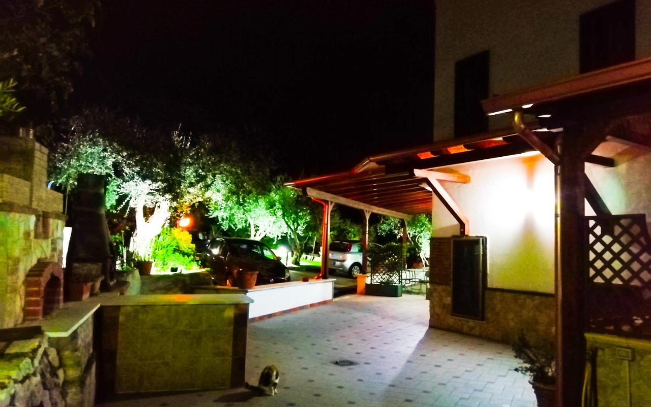 B&B Maison Villa Vittorio Avella Bagian luar foto