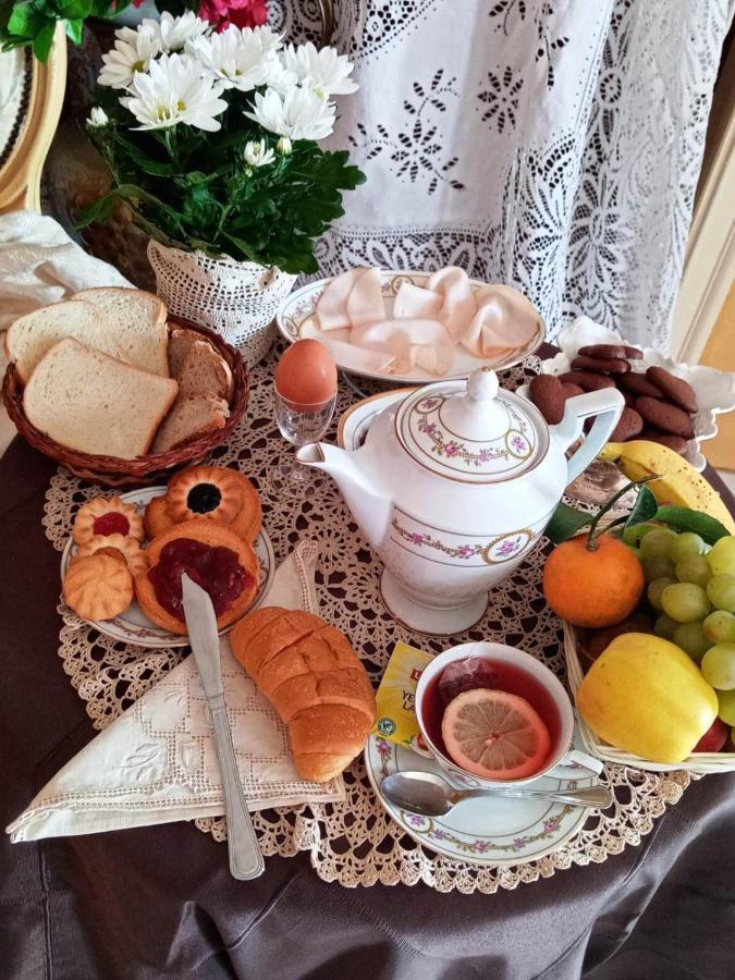 B&B Maison Villa Vittorio Avella Bagian luar foto