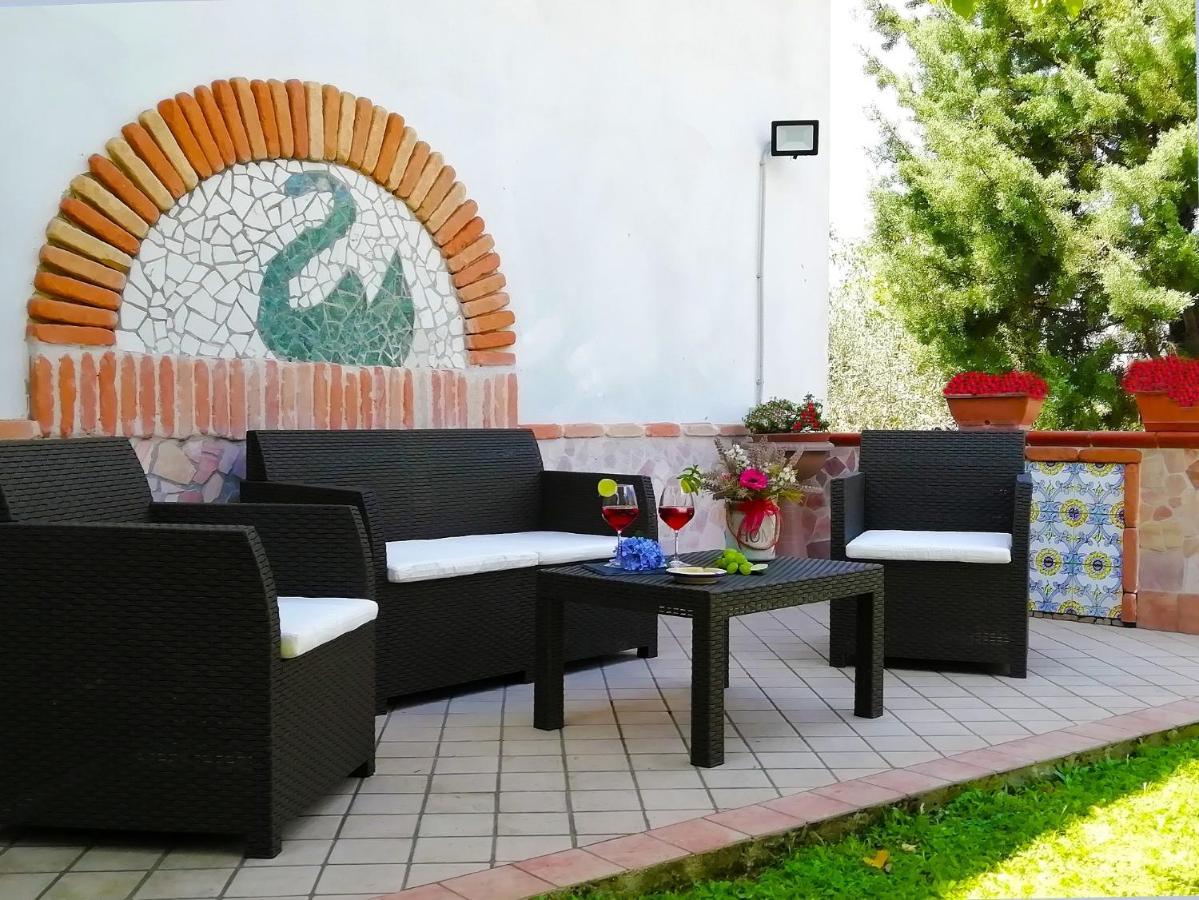 B&B Maison Villa Vittorio Avella Bagian luar foto