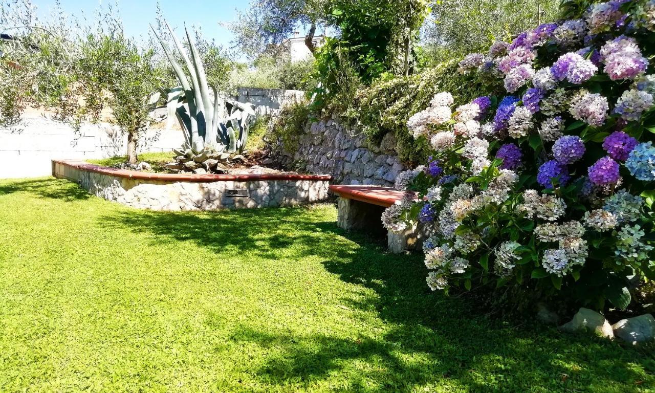 B&B Maison Villa Vittorio Avella Bagian luar foto