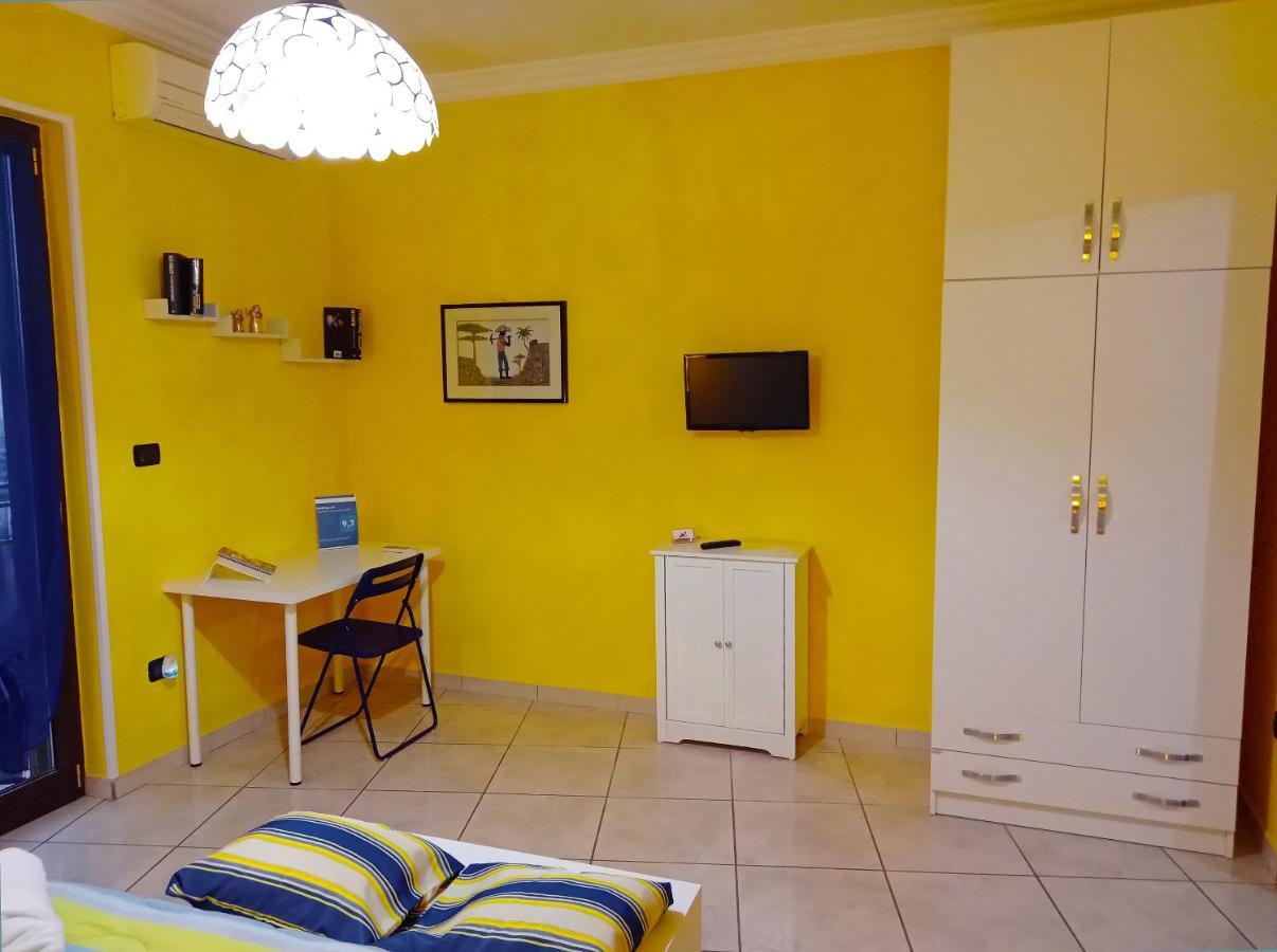 B&B Maison Villa Vittorio Avella Bagian luar foto